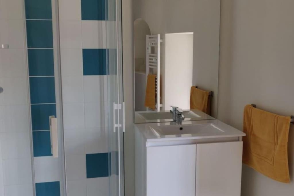 Gite A Saint-Sauveur Kültér fotó